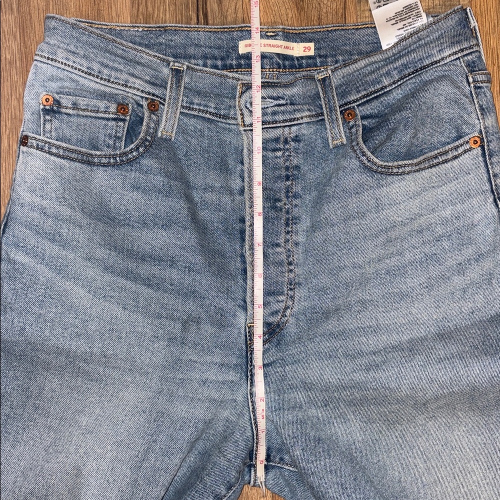 Levi’s Ribcage Straight Ankle Jeans 29x27 Light Wash - Picture 8 of 8